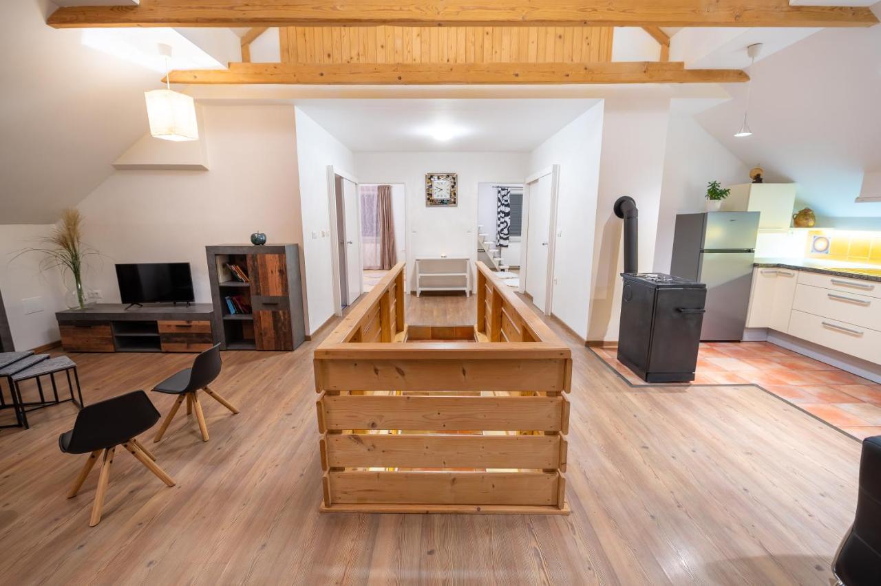 Apartma Vester Apartment *